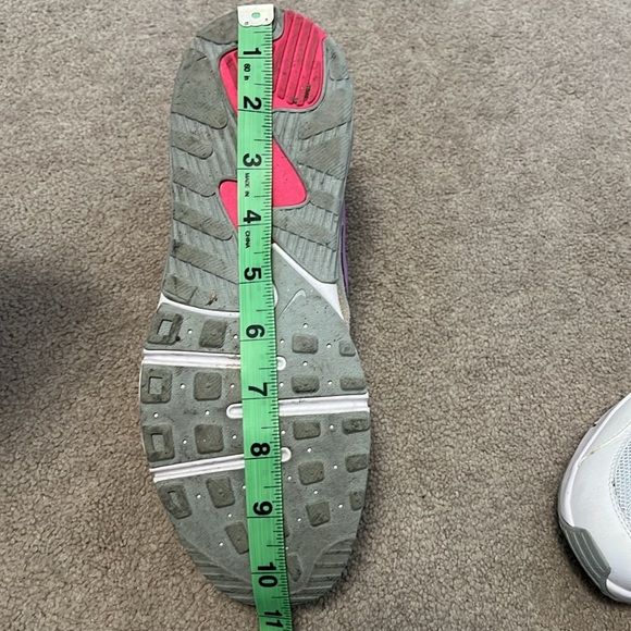 Nike AirMax - Picture 7 of 7